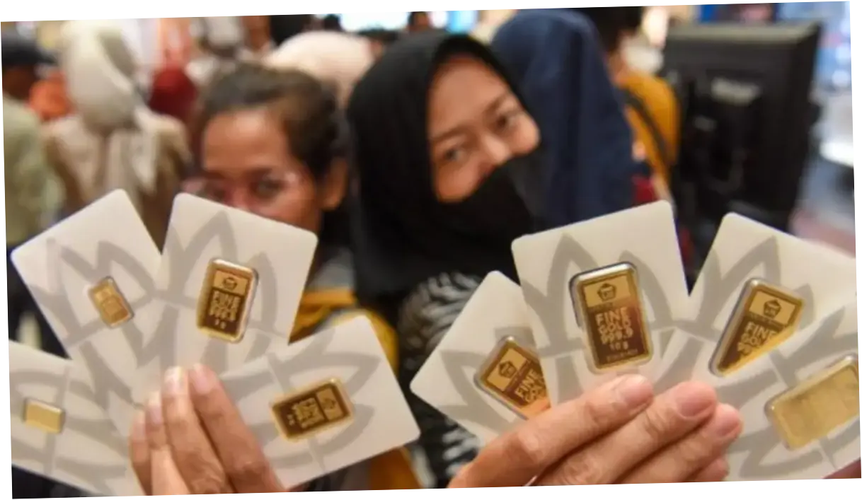 Harga Emas Antam dan Global Mengalami Fluktuasi, Apa yang Mempengaruhi?
