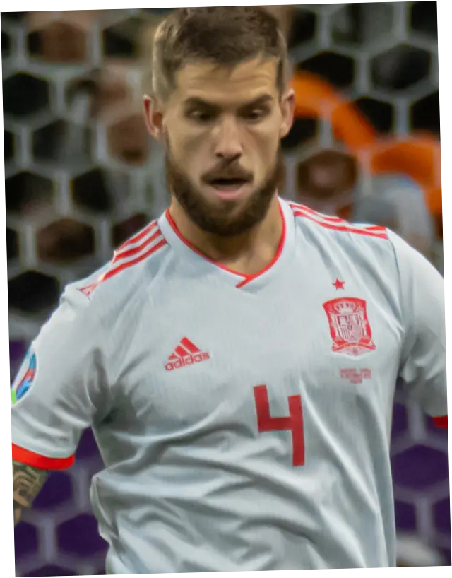 Iñigo Martínez: Profil, Karir, dan Kiprahnya di Al-Nassr